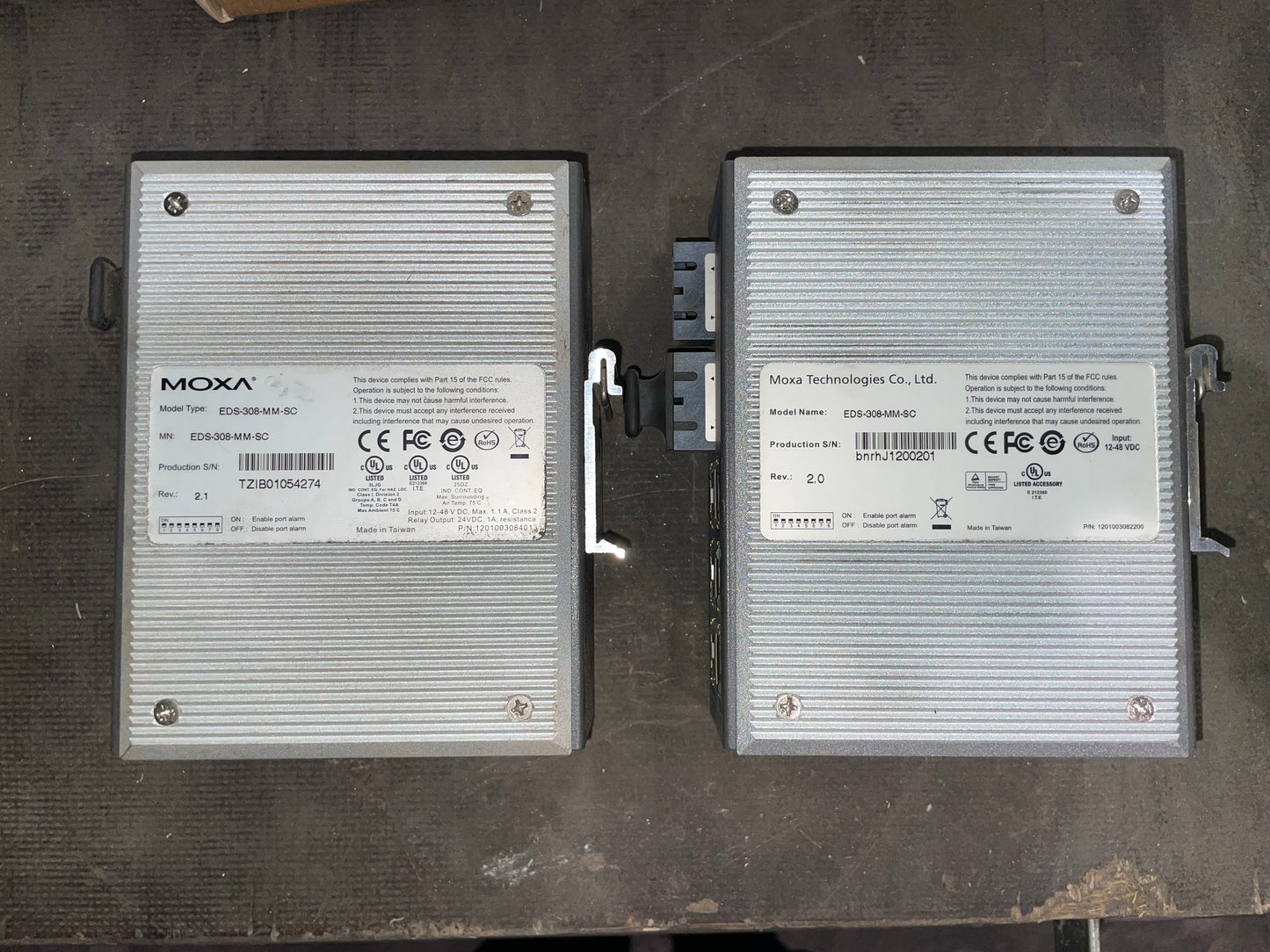 Moxa EDS-308-MM-SC Industrial Unmanaged Ethernet Switch