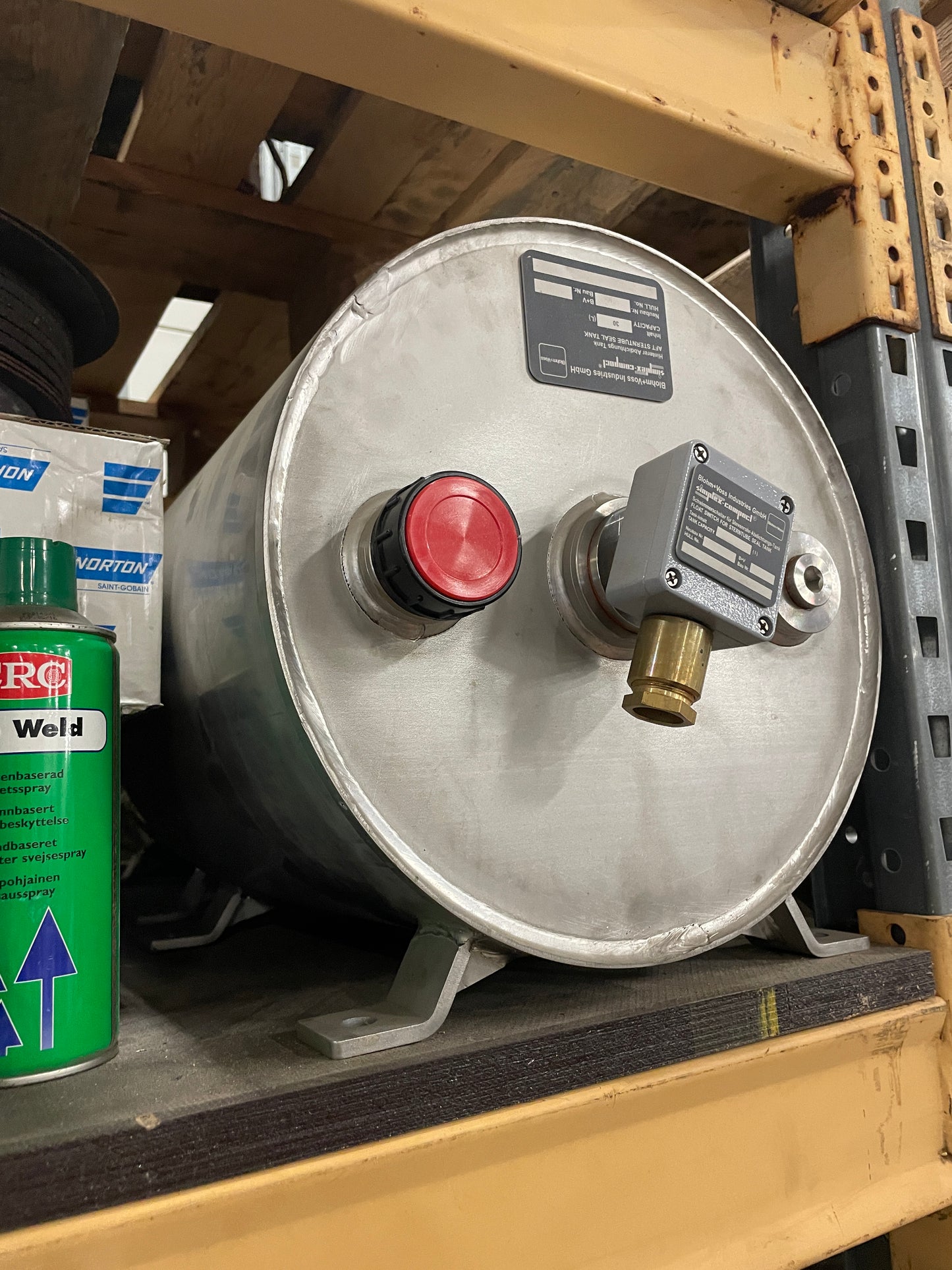 Blohm+Voss Aft Sterntube Seal Tank SIMPLEX-30L - Part Number: SIMPLEX-30L